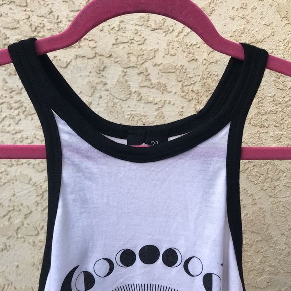 Zodiac Sign Tank - Picture 3 of 5